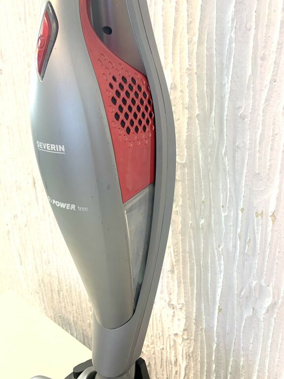 odkurzacz-wolnostojacy-bezprzewodowy-severin-7171-model-7171