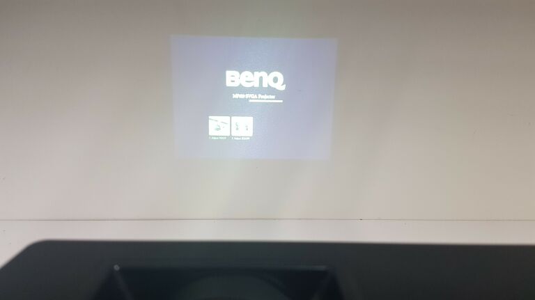 RZUTNIK / PROJEKTOR BENQ MP610 OKABLOWANIE