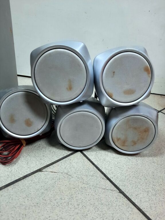 GŁOŚNIKI I SUBWOOFER GRUNDIG CINEMO DR 4500 DD
