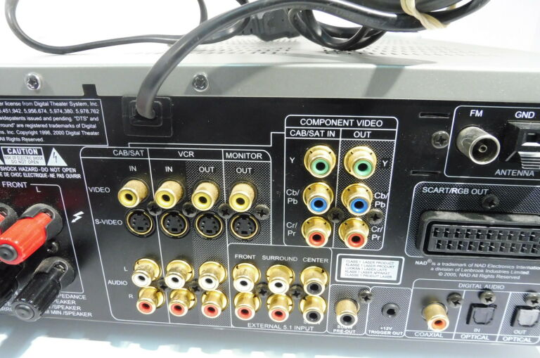 WZAMCNIACZ NAD L73