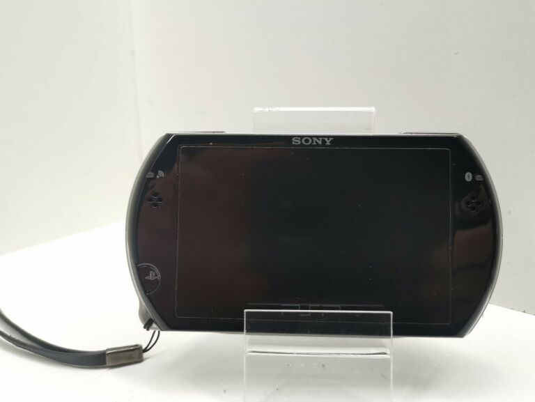 KONSOLA PSP GO
