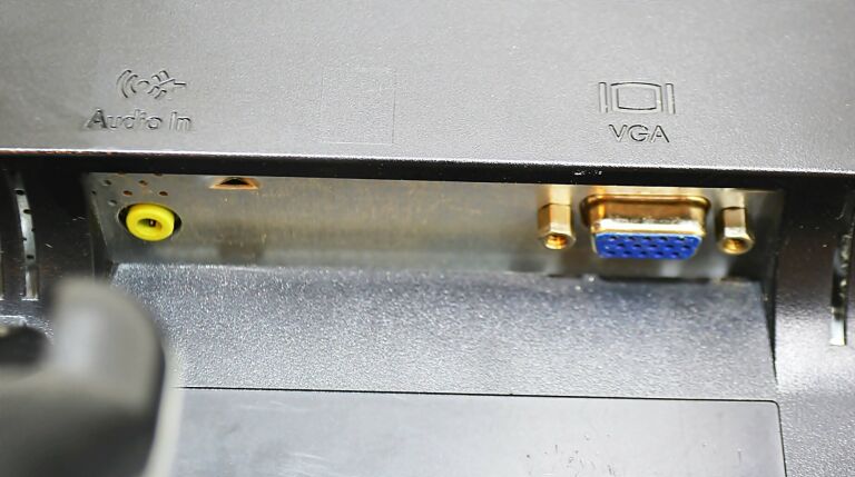 monitor-hp-w1907v-okablowanie-rodzaj-podswietlania-lcd