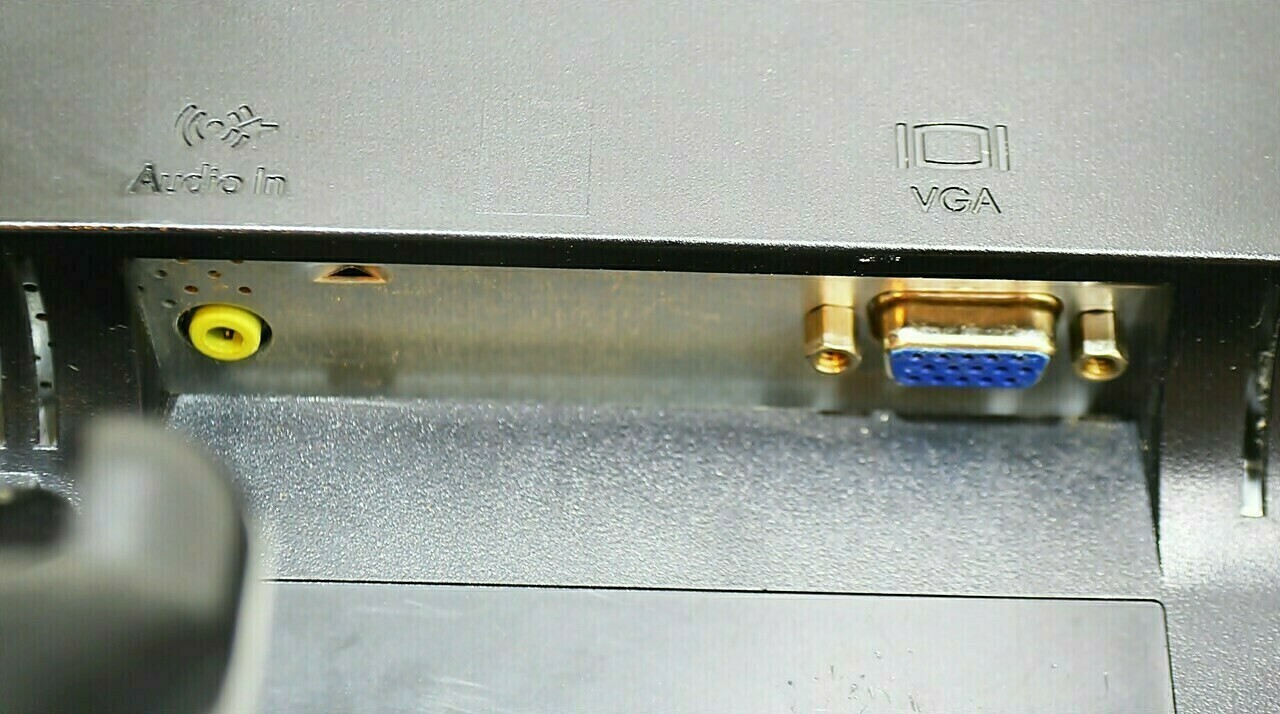 monitor-hp-w1907v-okablowanie-rodzaj-podswietlania-lcd