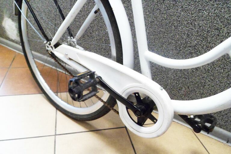 rower-damka-bialy-rozmiar-ramy-24-cale