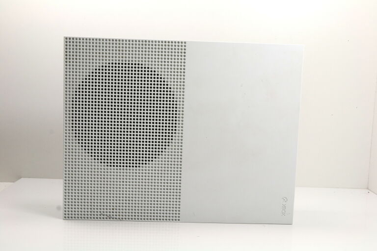 konsola-xbox-one-s-1681-1tb-uszkodzona-gry-w-zestawie-nie