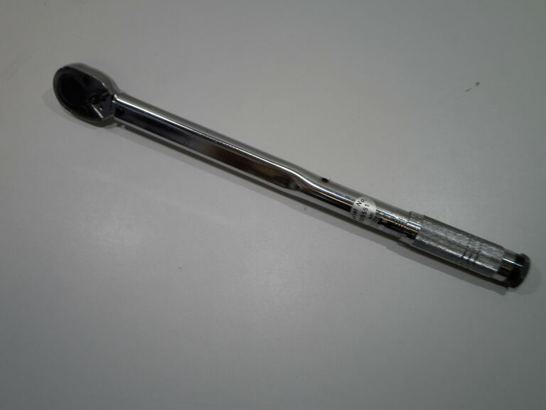 KLUCZ DYNAMOMETRYCZNY TOP TOOLS 505551 M6