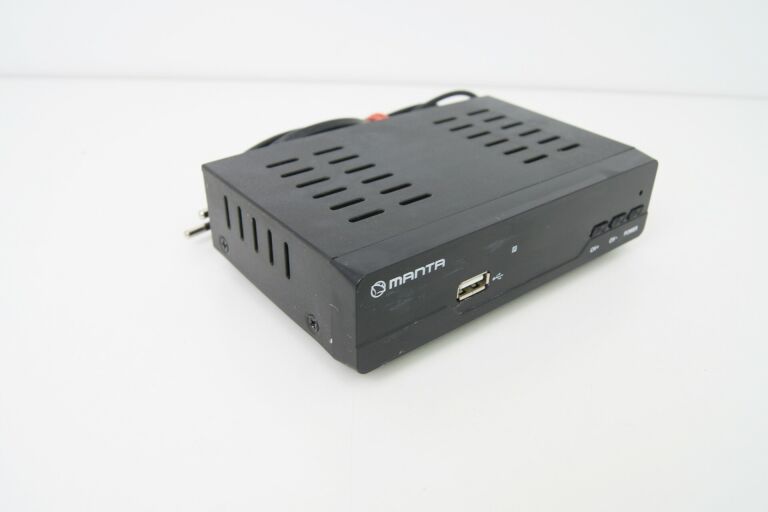 TUNER DVB-T MANTA DVBT010S// BEZ PILOTA //OPIS