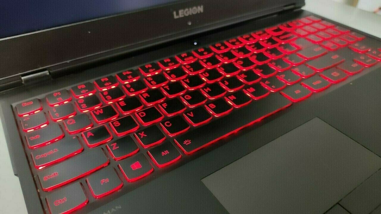 laptop-do-gier-lenovo-legion-y7000-2019-pg0-81t0-liczba-rdzeni-procesora-4