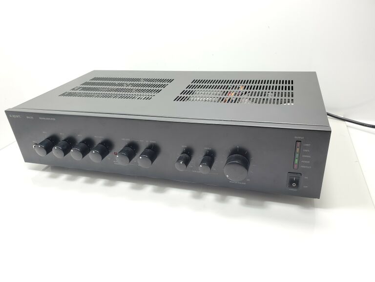 CYFROWY WZMACNIACZ MIKSUJĄCY APART AUDIO MA125