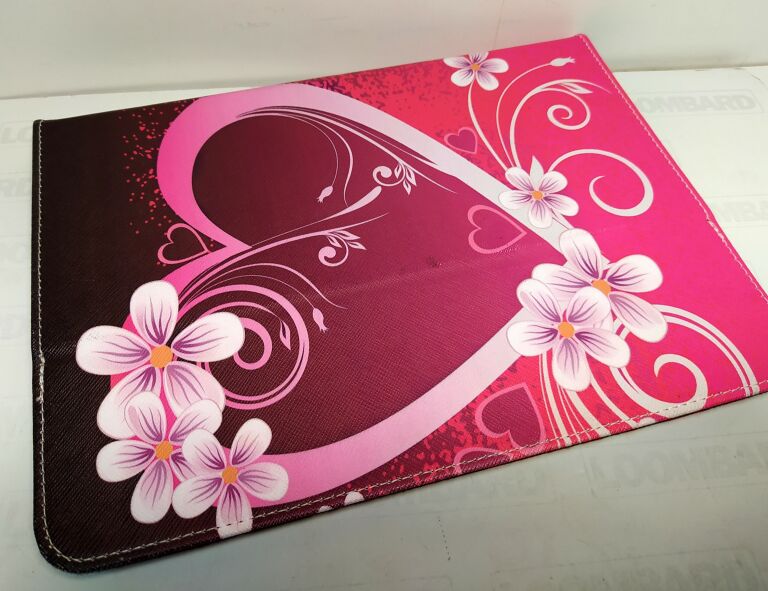 tablet-no-name-ts-m704a-z-pieknym-kolorowym-etui-model-11