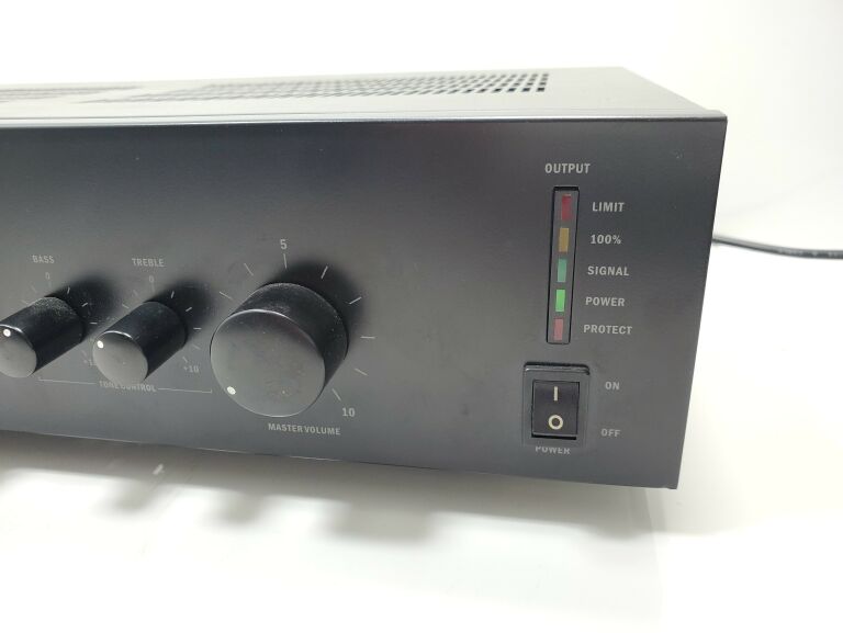 CYFROWY WZMACNIACZ MIKSUJĄCY APART AUDIO MA125