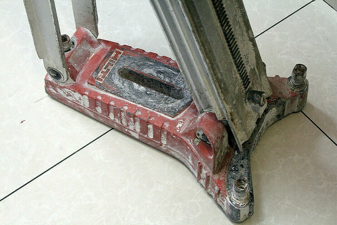 wiertnica-diamentowa-hilti-dd250-statyw-fv-stan-uzywany