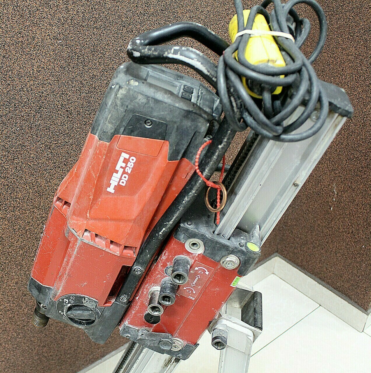 wiertnica-diamentowa-hilti-dd250-statyw-fv-marka-hilti