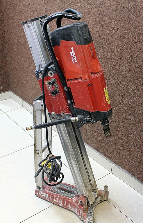 WIERTNICA DIAMENTOWA HILTI DD250 + STATYW + FV