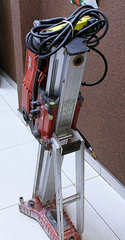 WIERTNICA DIAMENTOWA HILTI DD250 + STATYW + FV