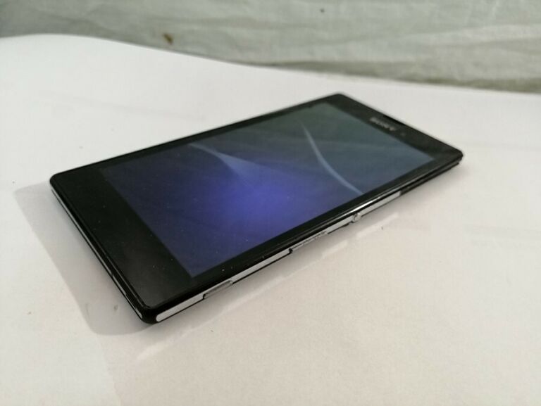 TELEFON SONY XPERIA T3 LTE NIE CZYTA SIM