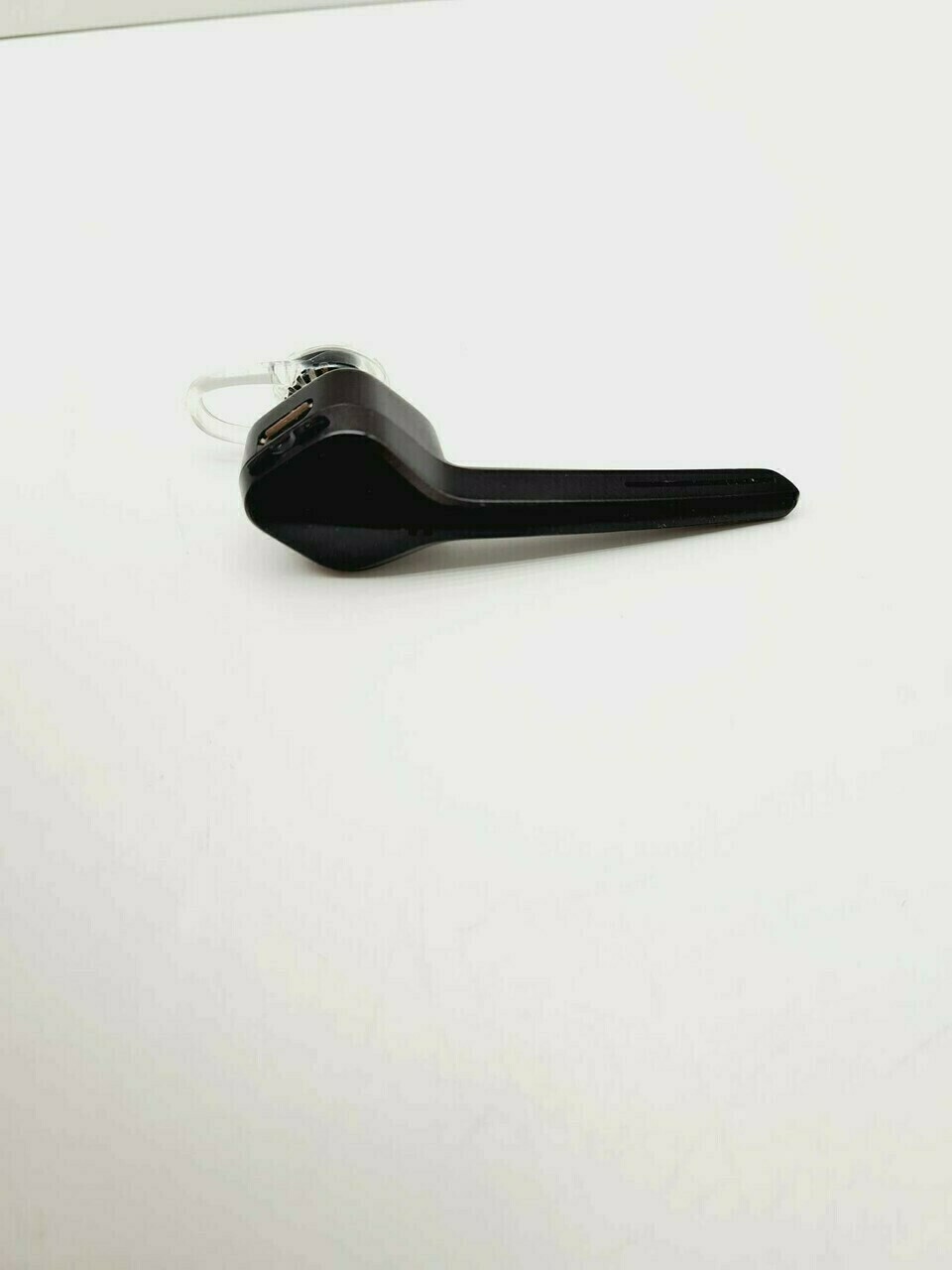 sluchawka-bluetooth-plantronics-voyager-edge-ean-5033588042020