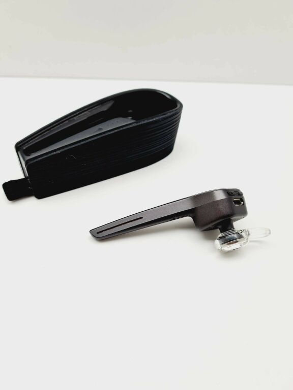 sluchawka-bluetooth-plantronics-voyager-edge-jednosci-narodowej-45-sj-wroclaw