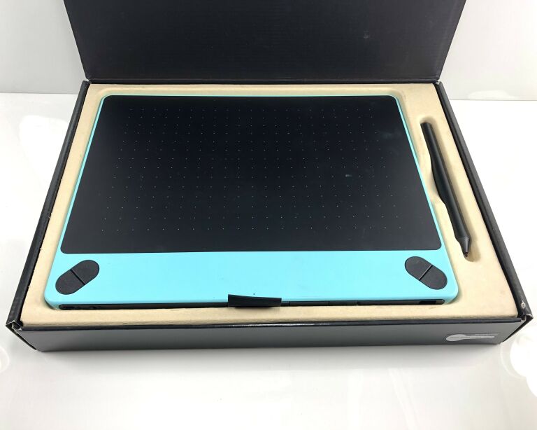 tablet-graficzny-wacom-intuos-cth-690-stan-uzywany