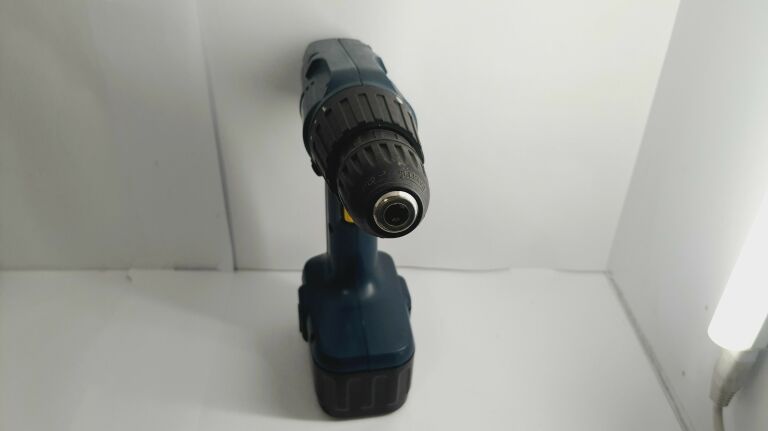 wkretarka-pegasus-69120-zasilanie-akumulatorowe