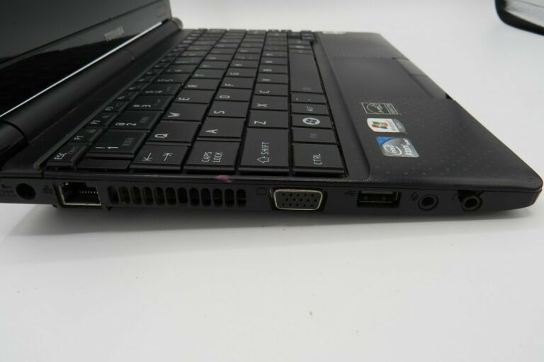 LAPTOP THOSIBA NB500-108