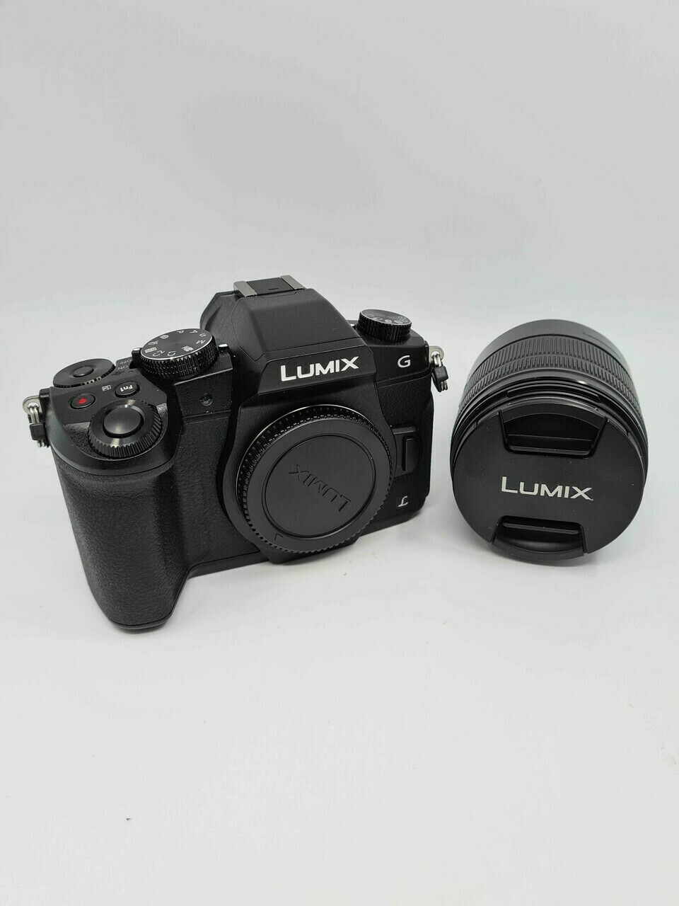 panasonic-lumix-dmc-g81-g80-lumix-g-vario-14-14-stan-powystawowy