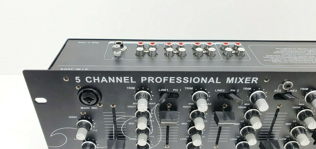 mikser-skytec-stm3004-4-kanalowy-pulpit-mikserski-kod-producenta-stm3004