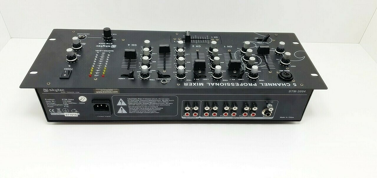 mikser-skytec-stm3004-4-kanalowy-pulpit-mikserski-product-id-0fd1d279-2e9d-4736-9388-bc4157892066