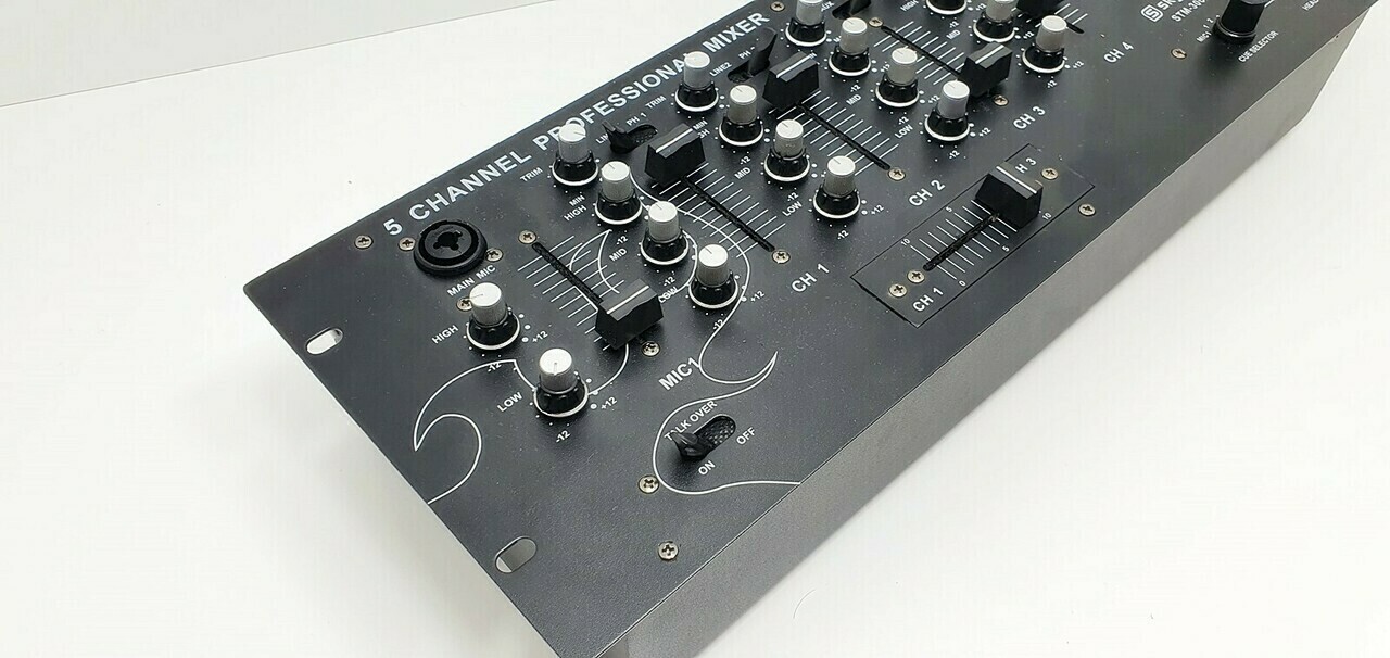 mikser-skytec-stm3004-4-kanalowy-pulpit-mikserski-ean-gtin-8715693196870