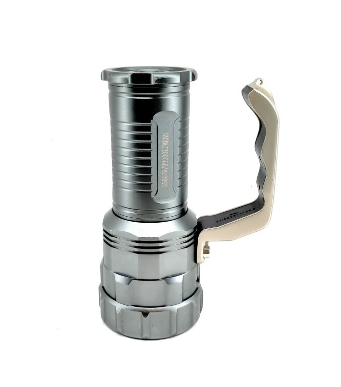 latarka-hig-power-led-bailong-bl-t808-01-l2-cechy-dodatkowe-brak