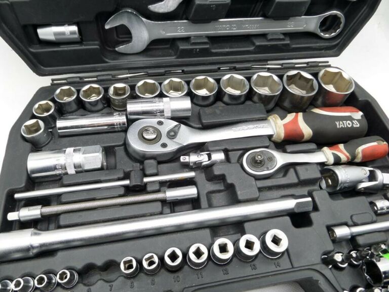 zestaw-narzedzi-yato-yt-1269-walizka-liczba-elementow-w-zestawie-74