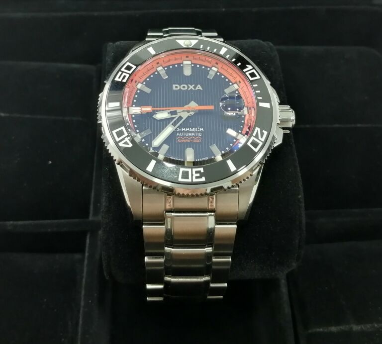 zegarek-doxa-shark-300-ceramica-automatic-zawiszy-czarnego-16-katowice
