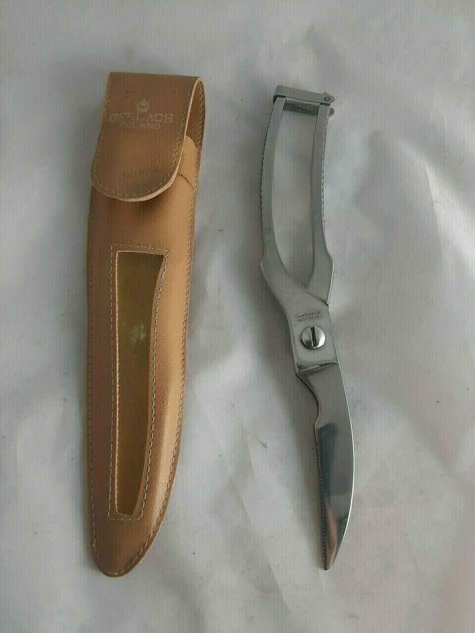 nozyce-gerlach-al-3-maja-4-ostrowiec-sw