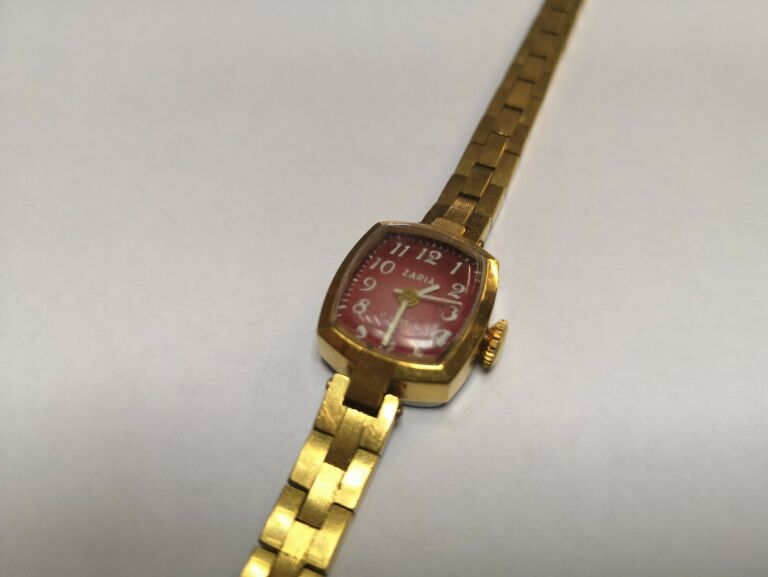 ZEGAREK ZARIA 17 JEWELS