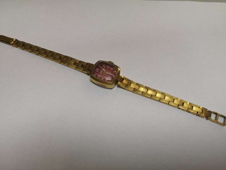 ZEGAREK ZARIA 17 JEWELS