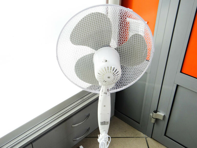 wentylator-stojacy-vesta-esf01n-model-esf01n