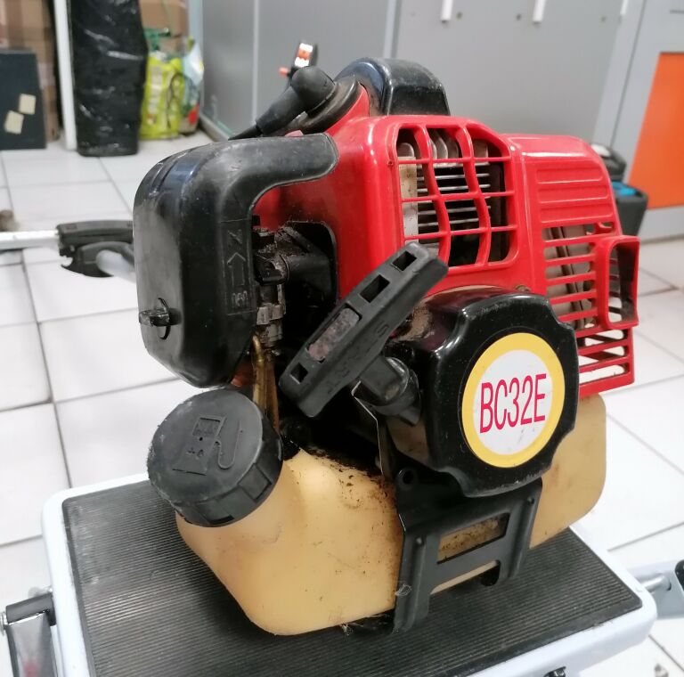 kosa-spalinowa-victus-bc-32e-waga-narzedzia-7