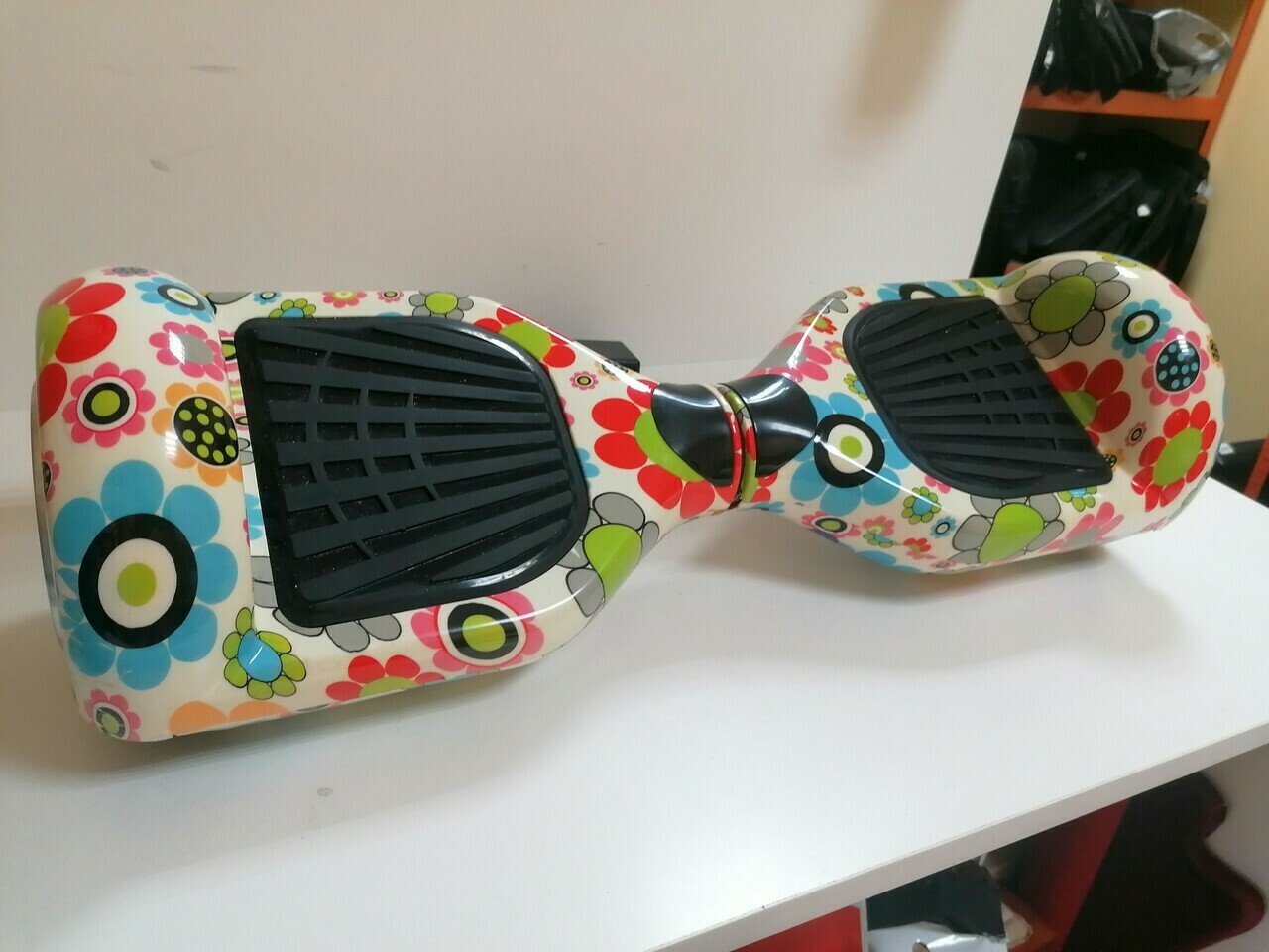 deskorolka-elektryczna-uszkodzona-typ-deskorolki-longboard