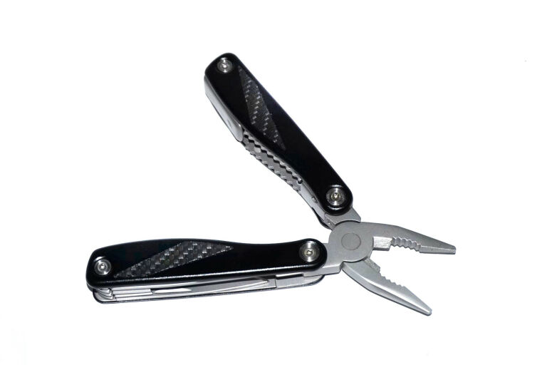 multitool-bmw-m-collection-narzedzie-uniwersalne-liczba-dodatkowych-narzedzi-8