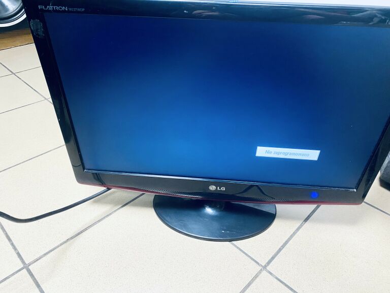 TELEWIZOR LG FLATRON M237WDL - PILOT