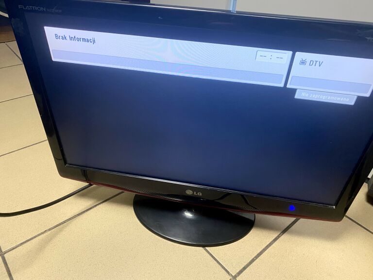 TELEWIZOR LG FLATRON M237WDL - PILOT