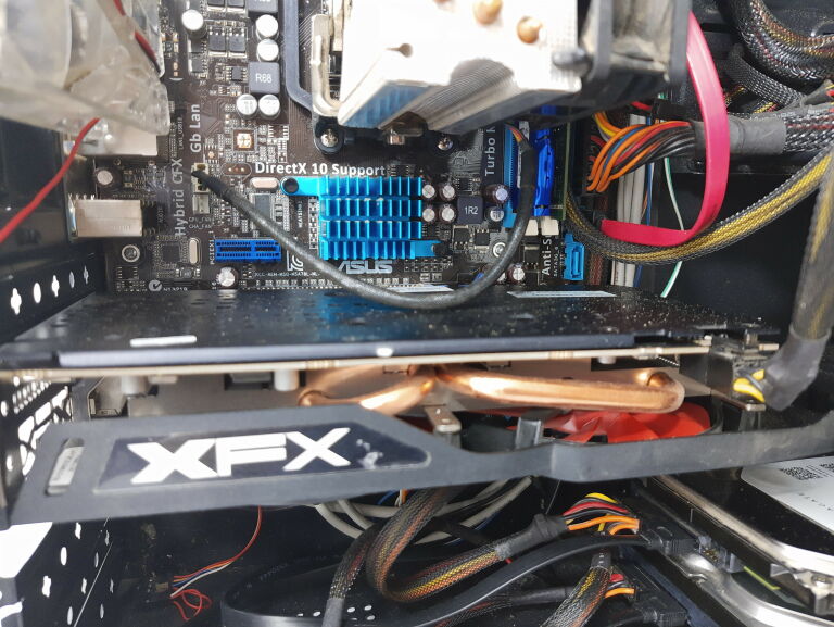 komputer-stacjonarny-taktowanie-bazowe-procesora-33