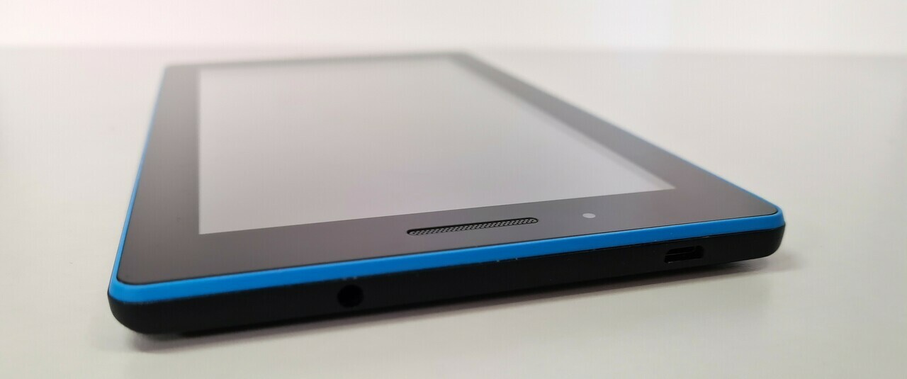 tablet-lenovo-tb3-710f-ladny-stan-marka-lenovo