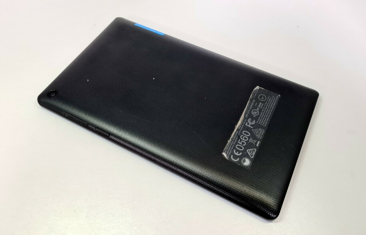 tablet-lenovo-tb3-710f-ladny-stan-kod-producenta-tb3-710f