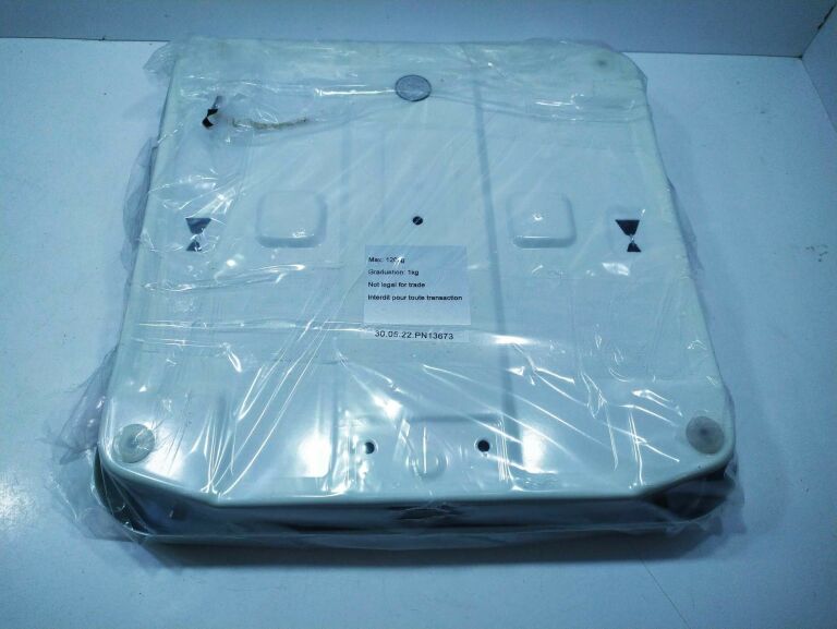 waga-lazienkowa-folia-stan-nowy