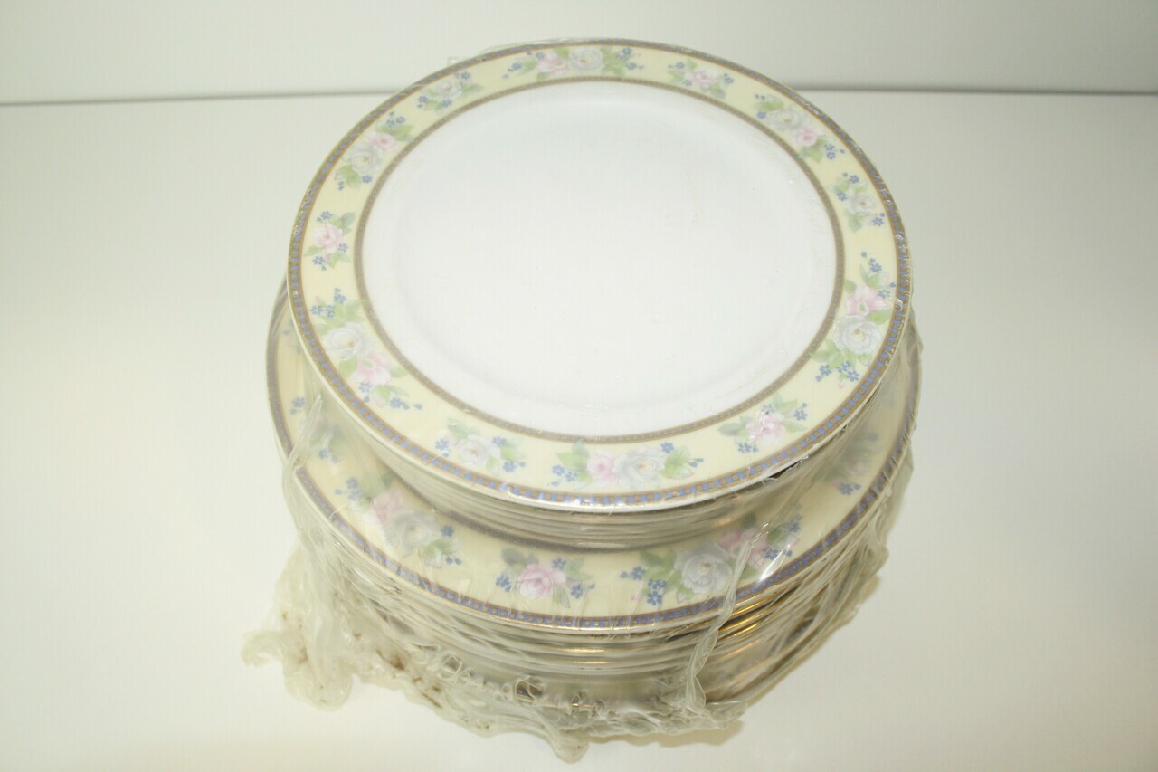 komplet-porcelany-na-6-osob-walbrzych-1845-dekutowskiego-3a-krasnik-fabryczny