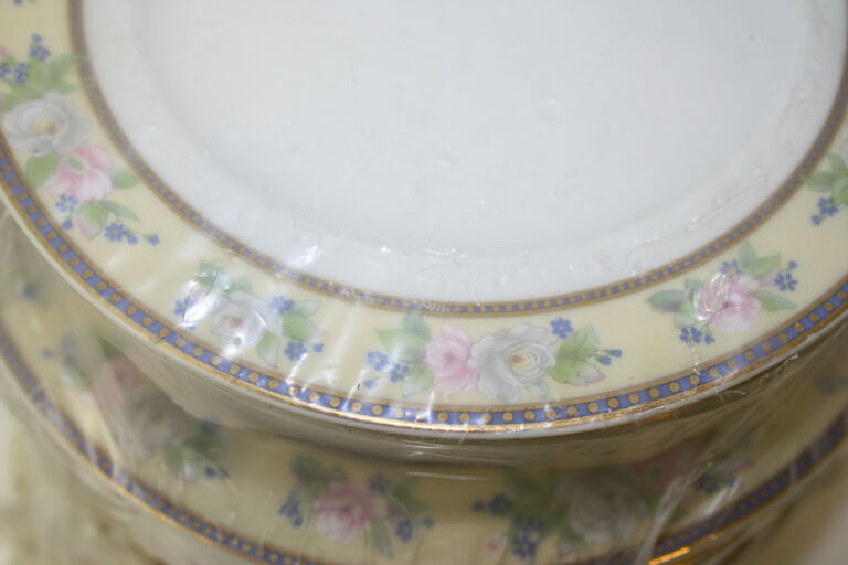 komplet-porcelany-na-6-osob-walbrzych-1845-stan-uzywany