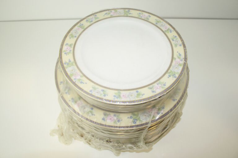 komplet-porcelany-na-6-osob-walbrzych-1845-dekutowskiego-3a-krasnik-fabryczny