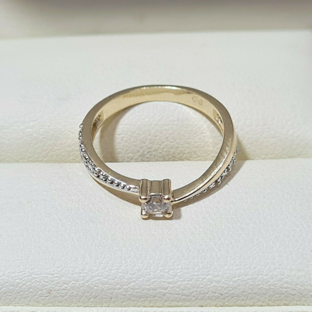 piekny-zloty-pierscionek-proba-585-r8-material-15835-2