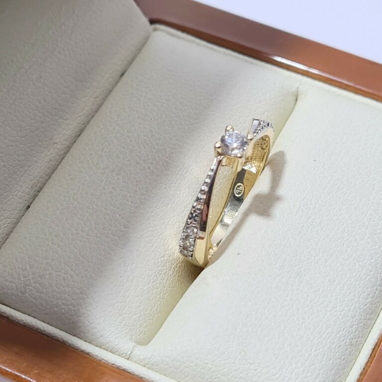 piekny-zloty-pierscionek-proba-585-r8-stan-11323-2